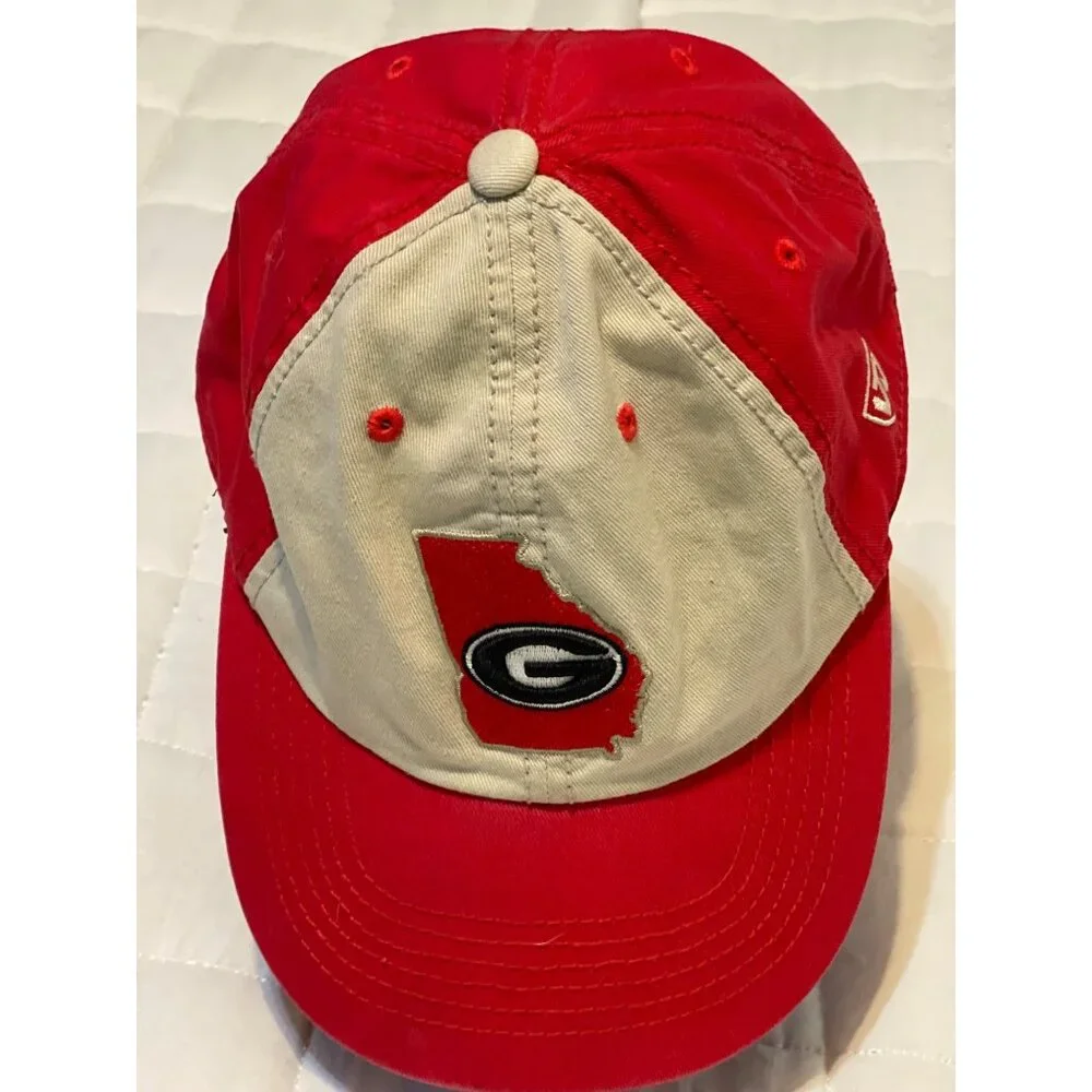 Georgia Bulldogs Adjustable Red & Beige Baseball Cap By Top Of The World preowne